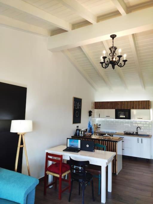 Casa nueva en Vigo-Mos con Chimenea y Jacuzzi Obsequio kit desayuno y botella de cava Pontevedra Exterior foto