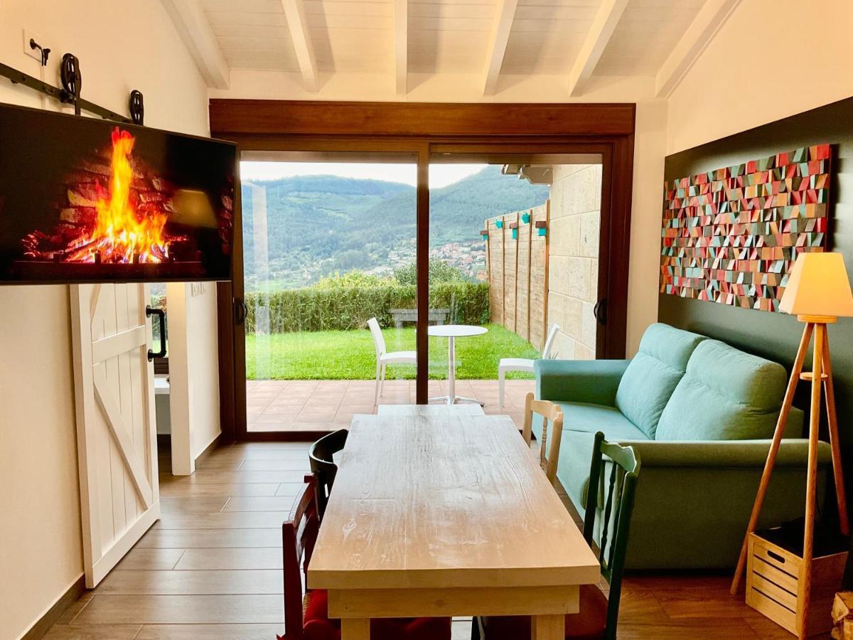 Casa nueva en Vigo-Mos con Chimenea y Jacuzzi Obsequio kit desayuno y botella de cava Pontevedra Exterior foto